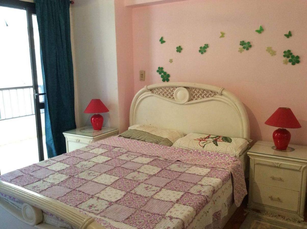 Апартаменты Sea & Garden View At Al-Muntazh Towers - إطلاله علي البحر و حدائق قصر المنتزه Александрия Экстерьер фото